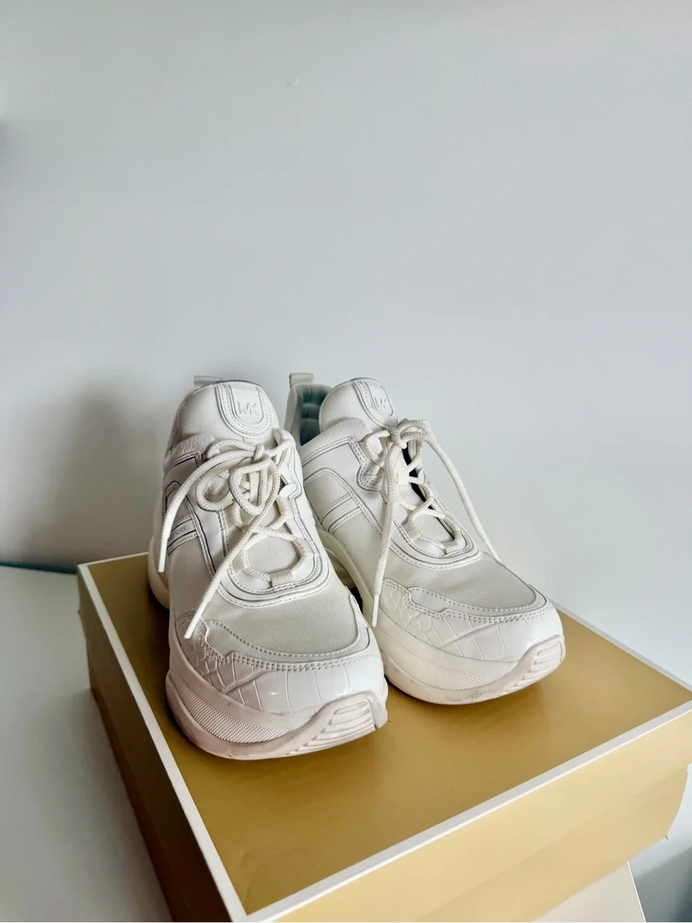 Michael Kors Olympia Mixed-Media Trainer Women’s Sneakers size 9.5 -white